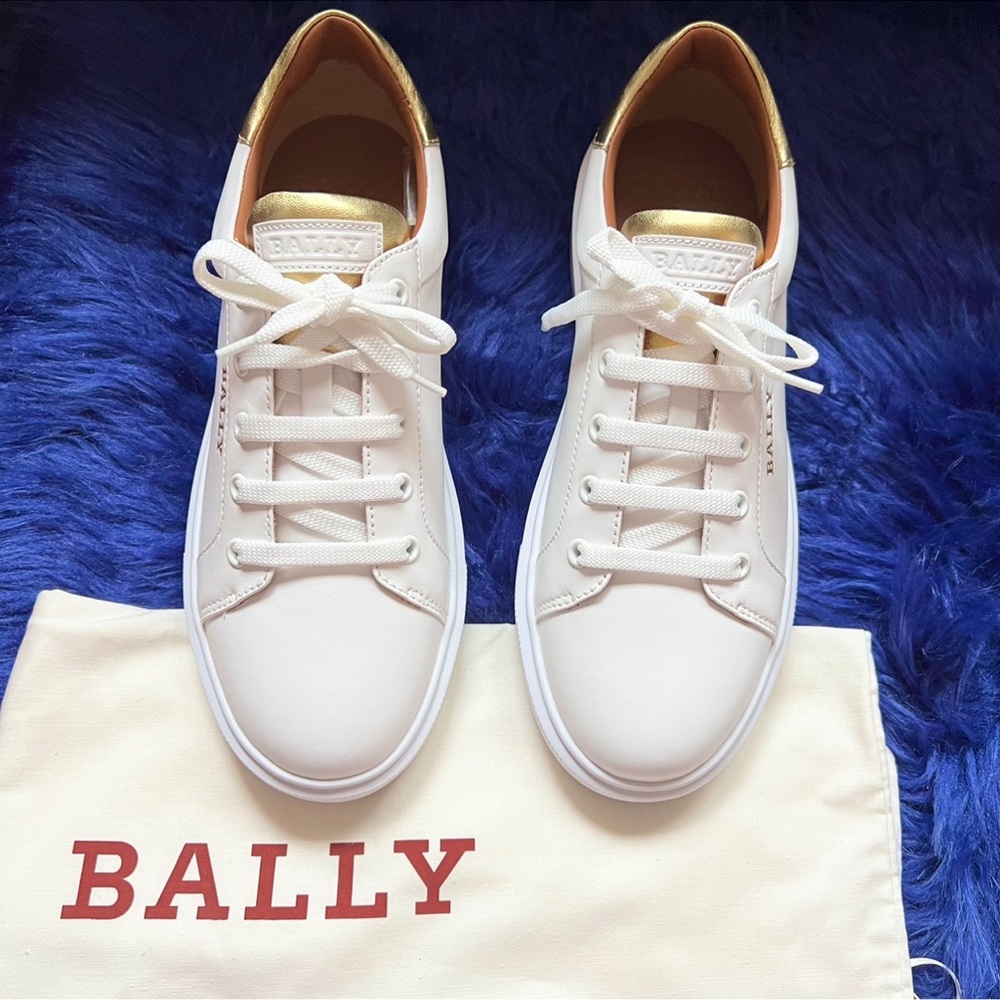 ❤️SOLD❤️ New! BALLY Logo White Leather Sneakers - Picture 3 of 12
